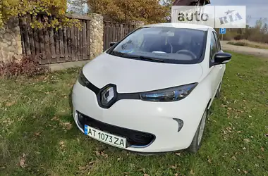 Renault Zoe 2013 - пробег 117 тыс. км