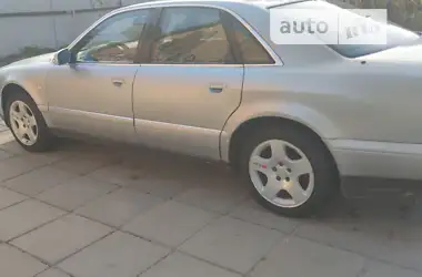 Audi A8 2000 - пробег 370 тыс. км