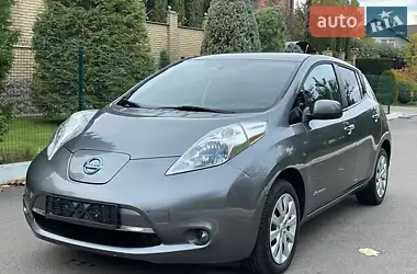 Nissan Leaf 2014 - пробег 122 тыс. км