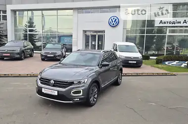 Volkswagen T-Roc 2021 - пробіг 9 тис. км