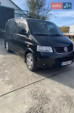 Volkswagen Multivan 2008 - пробіг 235 тис. км