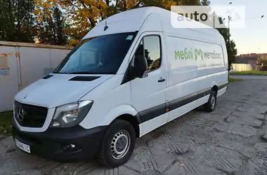 Mercedes-Benz Sprinter 2015 - пробег 674 тыс. км