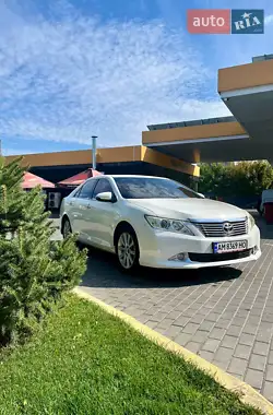 Toyota Camry 2012 - пробег 189 тыс. км