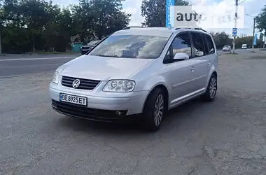 Volkswagen Touran 2005 - пробіг 199 тис. км