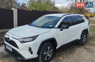 Toyota RAV4 2019 - пробег 59 тыс. км