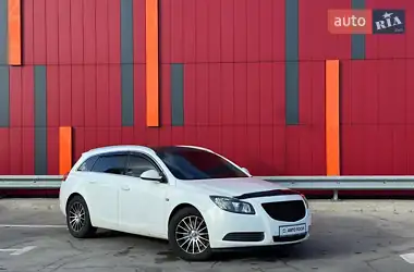 Opel Insignia 2011 - пробіг 196 тис. км