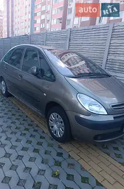 Citroen Xsara Picasso 2010 - пробег 200 тыс. км