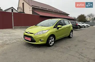 Ford Fiesta 2010 - пробег 205 тыс. км