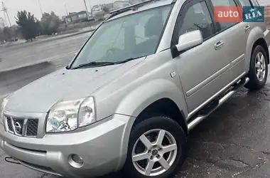 Nissan X-Trail 2005 - пробіг 300 тис. км