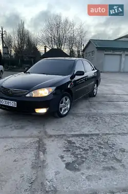 Toyota Camry 2005 - пробег 340 тыс. км