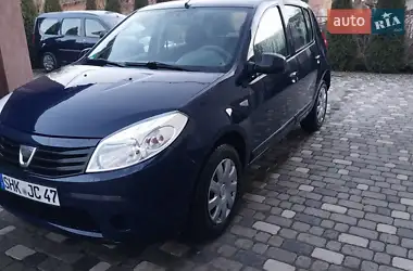 Dacia Sandero 2011 - пробег 157 тыс. км