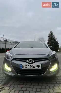 Hyundai i30 2012 - пробег 212 тыс. км