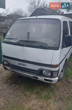 Isuzu Midi MIDI 1991 - пробег 100 тыс. км