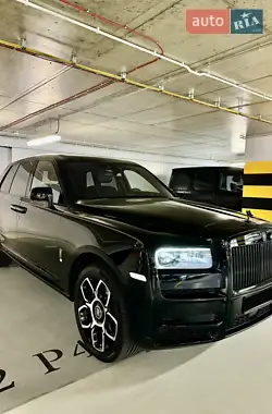 Rolls-Royce Cullinan Black Badge 2022 - пробег 5 тыс. км