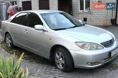 Toyota Camry 2002 - пробіг 700 тис. км