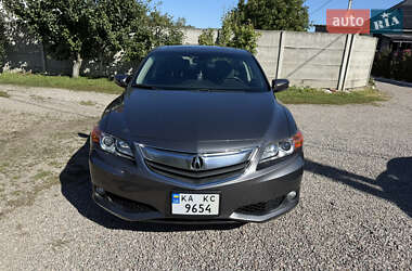 Acura ILX  2012