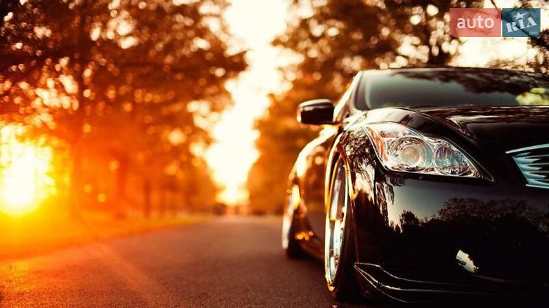 Легковые Acura Legend