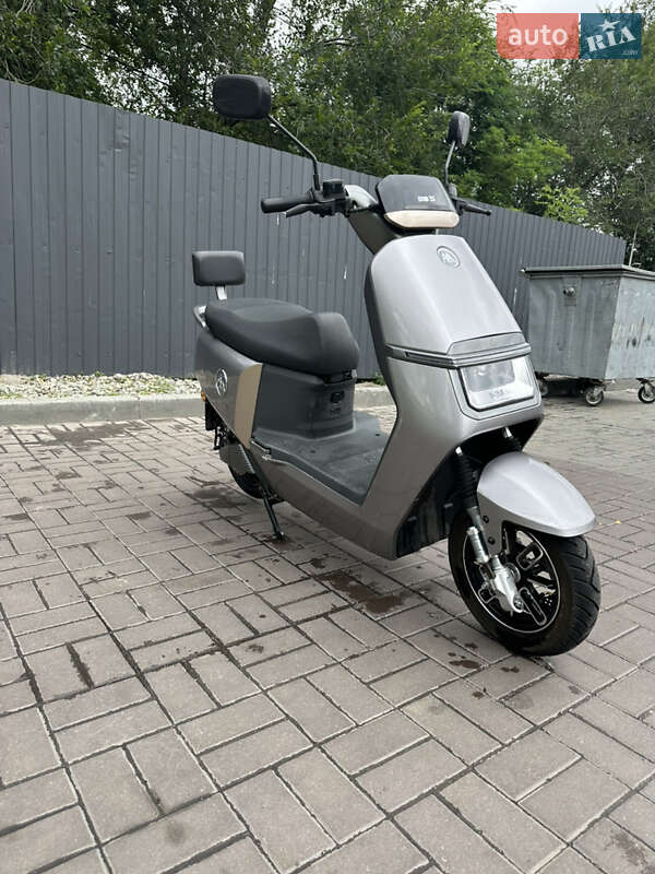Мото AIMA A700