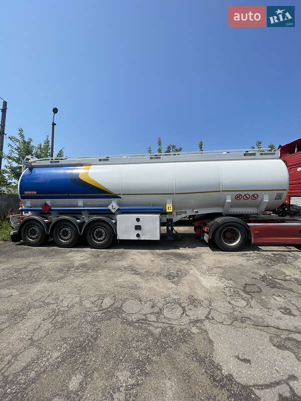 Alamen Fuel Tanker