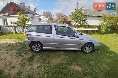 Alfa Romeo 145  2000