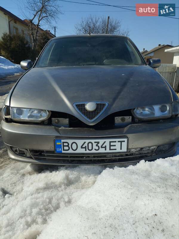 Alfa Romeo 146