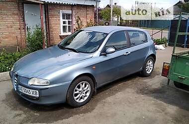 Alfa Romeo 147 T.Spark 2003