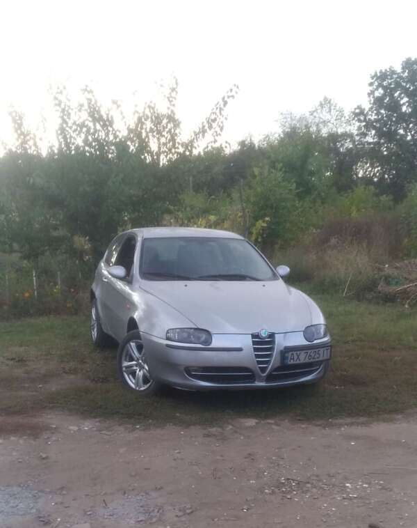 Купе Alfa Romeo 147