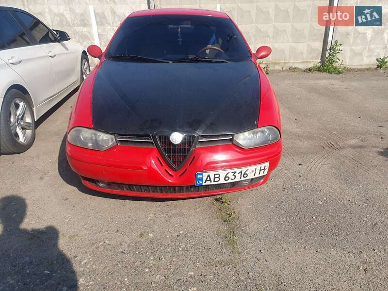 Седан Alfa Romeo 156