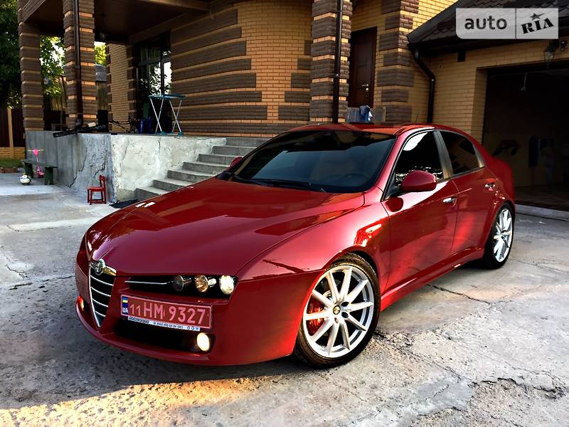 alfa-romeo_159__134509193f.jpg