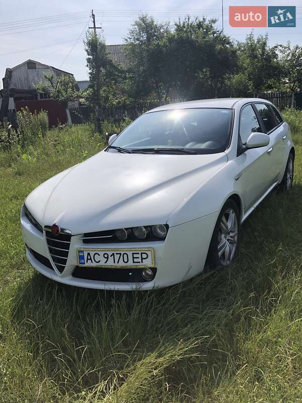 Alfa Romeo 159