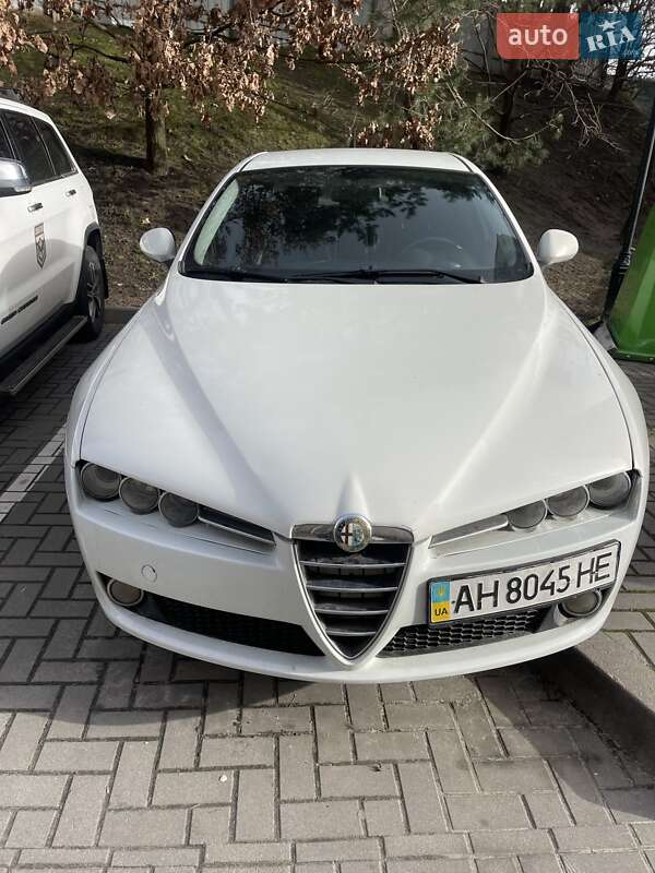 Alfa Romeo 159