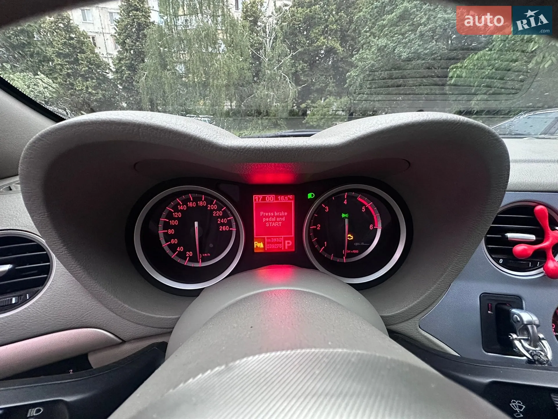 Alfa Romeo 159 2007 VIN ZAR93900007134132 фото оголошення 35 з 64