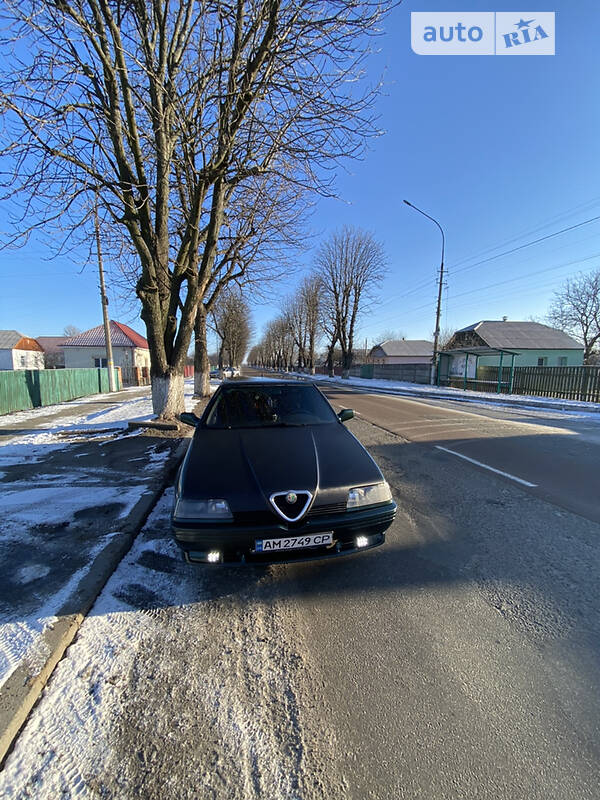 Седан Alfa Romeo 164