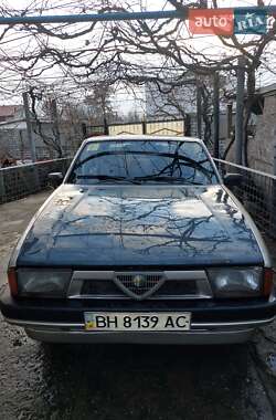 Alfa Romeo 75 1990
