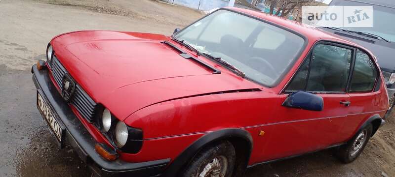 Седан Alfa Romeo Alfasud