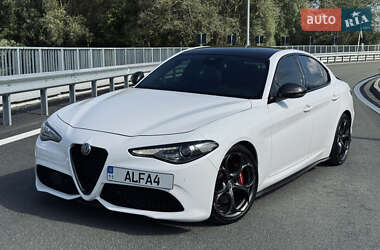 Alfa Romeo Giulia  2019