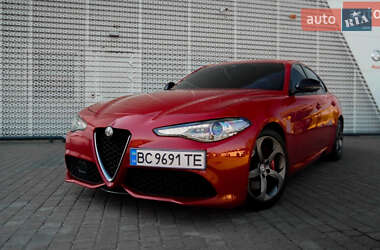 Alfa Romeo Giulia  2016