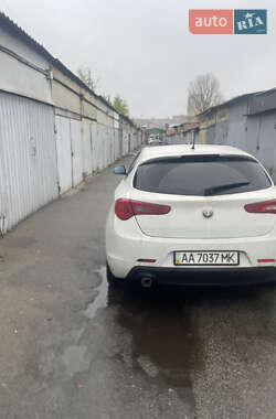 Alfa Romeo Giulietta  2011