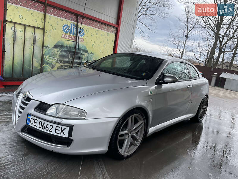 Легковые Alfa Romeo GT
