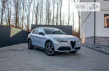 Alfa Romeo Stelvio  2020