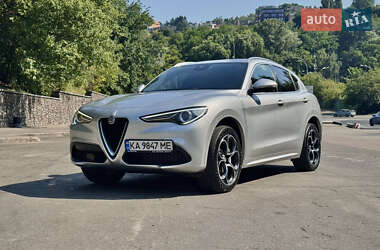 Alfa Romeo Stelvio  2021
