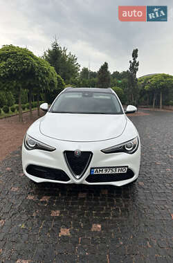 Alfa Romeo Stelvio  2019