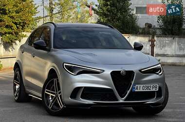 Alfa Romeo Stelvio  2018