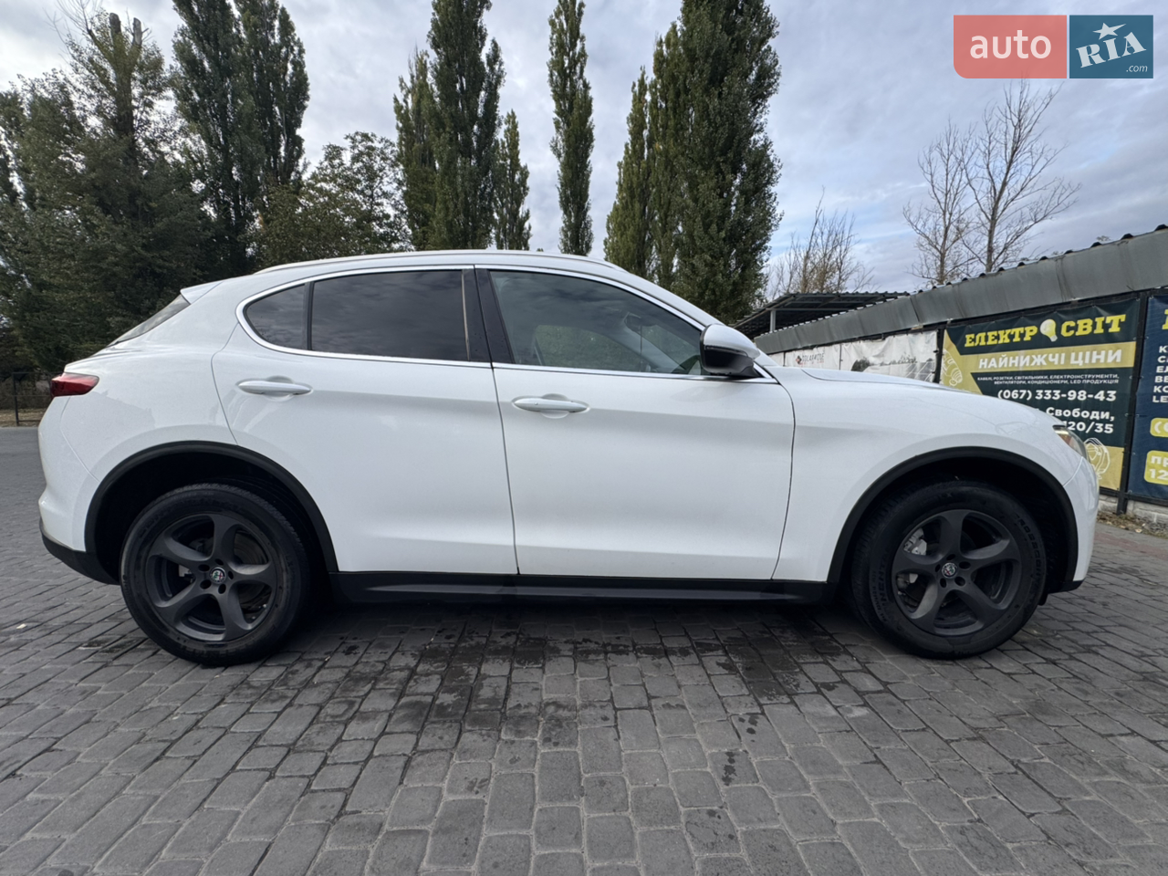 2017 Alfa Romeo Stelvio - мініатюра 3