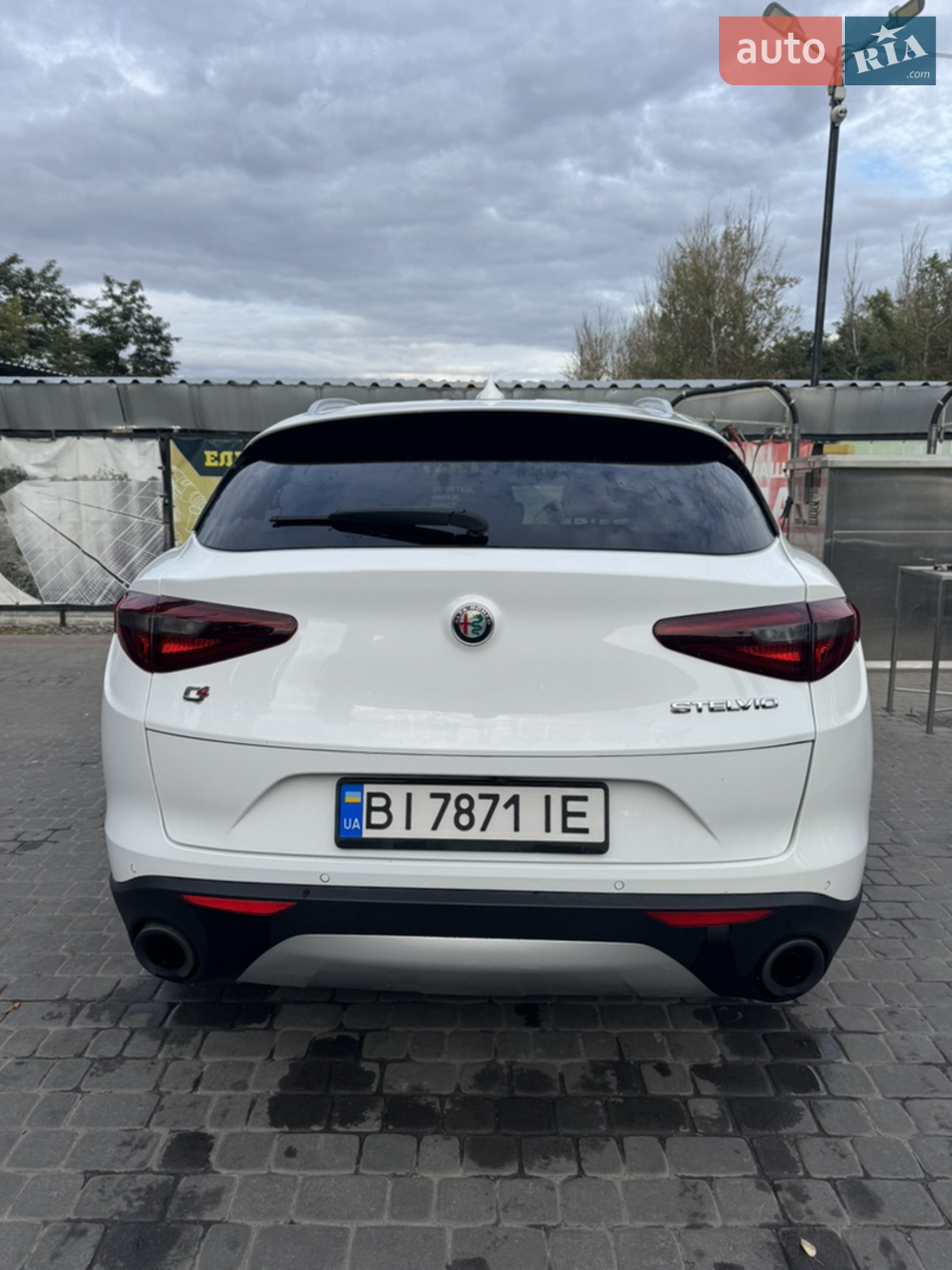 2017 Alfa Romeo Stelvio - мініатюра 2