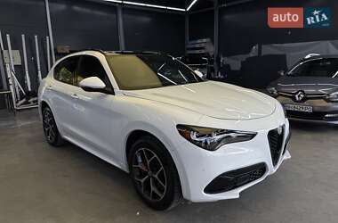 Alfa Romeo Stelvio  2021