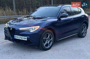 Alfa Romeo Stelvio  2017