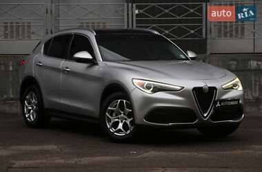 Alfa Romeo Stelvio  2020
