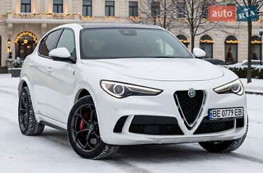 Alfa Romeo Stelvio  2018