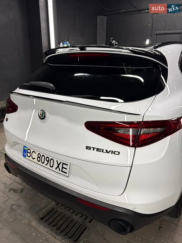 2018 Alfa Romeo Stelvio - мініатюра 3